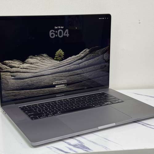 Apple MacBook Pro 16 A2141 | Intel 2.3GHz 8-Core i9 | 64GB RAM | 1TB SSD |