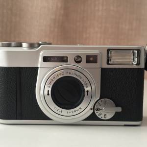 Fujifilm Klasse W 銀機