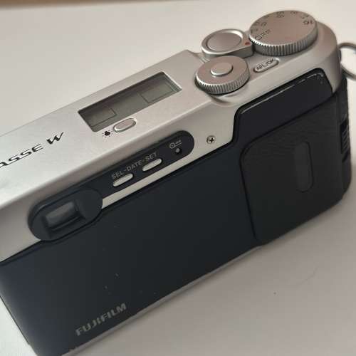 Fujifilm Klasse W 銀機