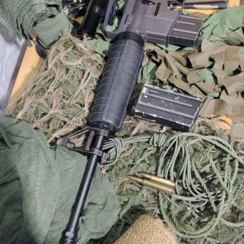 MARUI AR15 連瞄鏡+偽裝+DVD