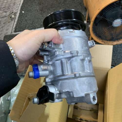 Audi  奧迪 更換 水箱 風扇 水泵水膽 Audi Q3 Q2 Q5   A4 A3 A5 A6 A7 Q7