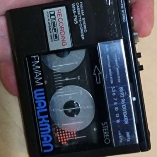 SONY Walkman (need repair需修理)