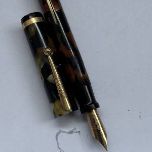 Sheaffer's lifetime white dot fountain pen