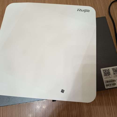 Ruijie 10-Port Ethernet Switch