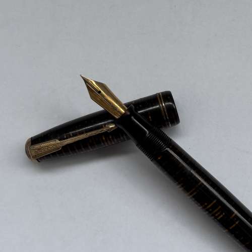Parker Vacumatic fountain pen