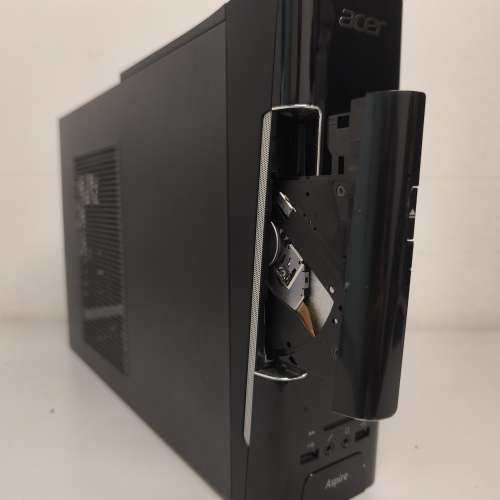 Acer Aspire XC-780，Intel i5-7400，4GB Ram，256G SSD+1TB HD，獨顯，Wifi+藍牙...