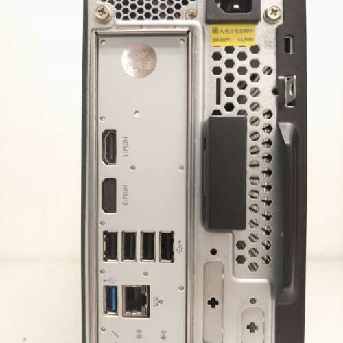 Acer Aspire XC-780，Intel i5-7400，4GB Ram，256G SSD+1TB HD，獨顯，Wifi+藍牙...