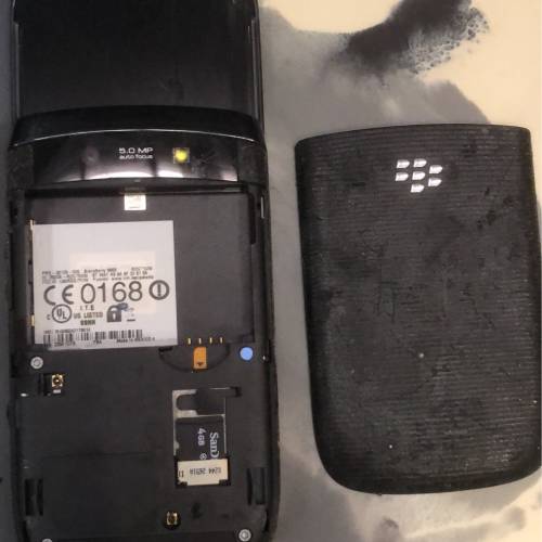 二手Blackberry 中古手機一堆