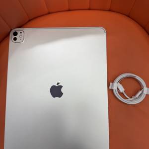 99%New iPad Pro 13吋 M5 第八代 256GB WiFi版 太空灰色 有充電線 香港行貨 蘋果保...