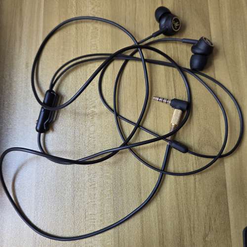 marshall  headphones mode eq