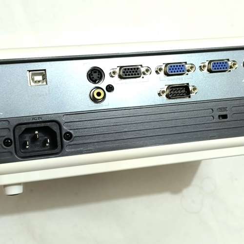 BENQ MP615P