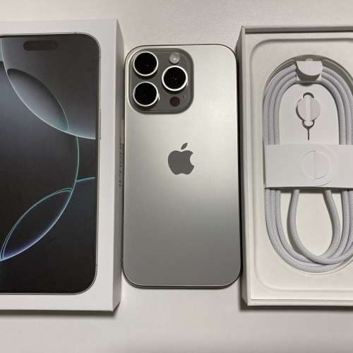 iPhone 16 pro max 256gb 原色 充電30次電池100% 外觀全新 Apple保養至2026/8/13 w...