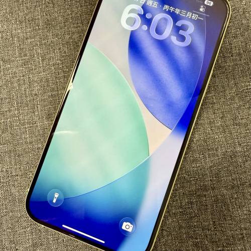 **極新港行Apple iPhone 15 Plus黄色256GB**