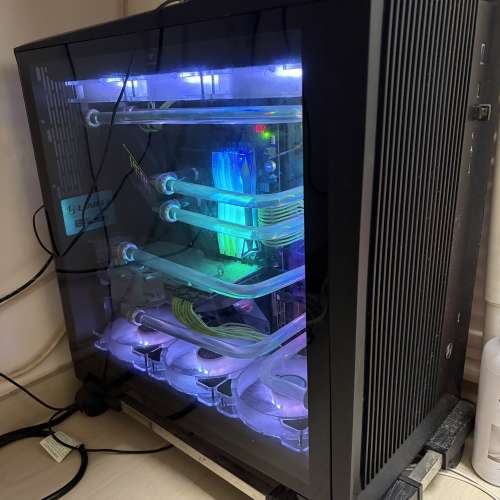 AMD 3950X 水冷電腦