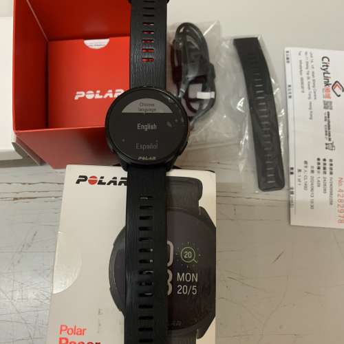 98%New POLAR Pacer GPS 跑步手錶 保到12-6-2026