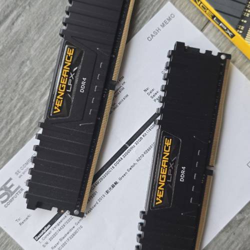 DDR4 3200MHz 32GB (2x16GB) Corsair Vengeance LPX