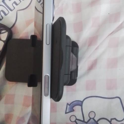 iphone17粉紫色256gb99%新無花無崩