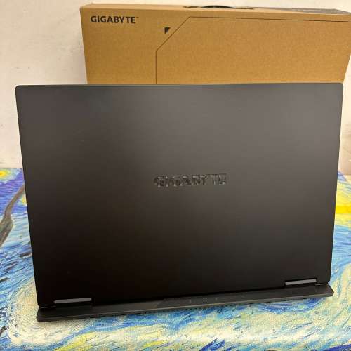 (RTX 5060台灣名牌技嘉電競機❤️&zwj;🔥) 技嘉 GIGABYTE i7-13700H/32GB Ram/1TB SSD/...