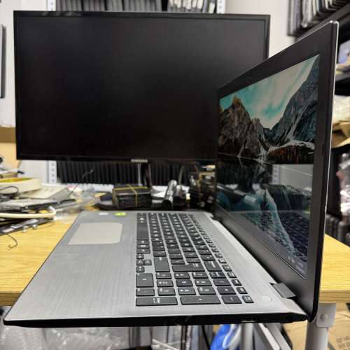 麦本本 小麦5X (獨顯 / 8代 4核 i7 / 15.6" 全高清 / Win 11 / 永久Office / SSD)