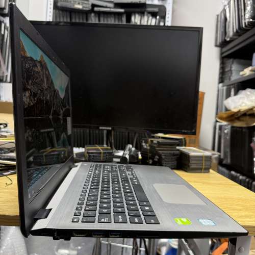 麦本本 小麦5X (獨顯 / 8代 4核 i7 / 15.6" 全高清 / Win 11 / 永久Office / SSD)