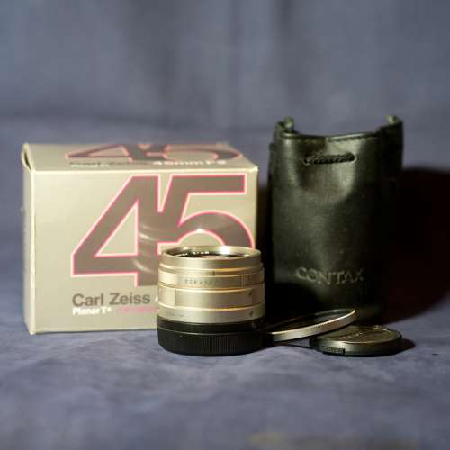 Contax 45mm f/2 Planar G45