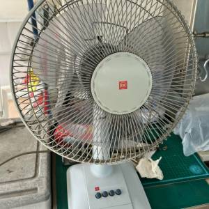 KDK V-30AH 12 吋座檯風扇 KDK 30 CM table fan 清屋出售 HK$100.00