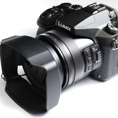 Panasonic Lumix DMC FZ2500 1" Live MOS、20 倍光學變焦、2,010 萬有效像素、5 軸防...
