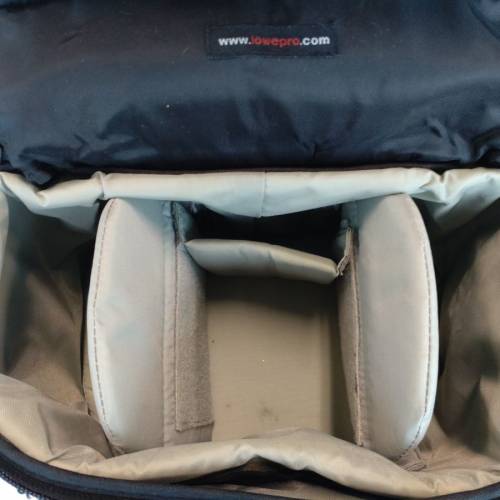 Lowepro Stealth Reporter 100 AW（ 新淨）
