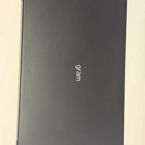 (不議價)LG gram 16 i7-1360P 16GB RAM, 512 SSD