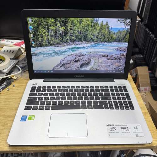 ASUS VivoBook A555LN (獨顯 / Core i7 / 15.6" 高清 / Win 11 / 永久Office / SSD...