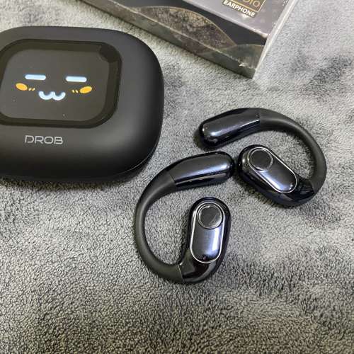 DROB AI (Multi-Function, Touch Screen, Support 140 Languages)Real time translate