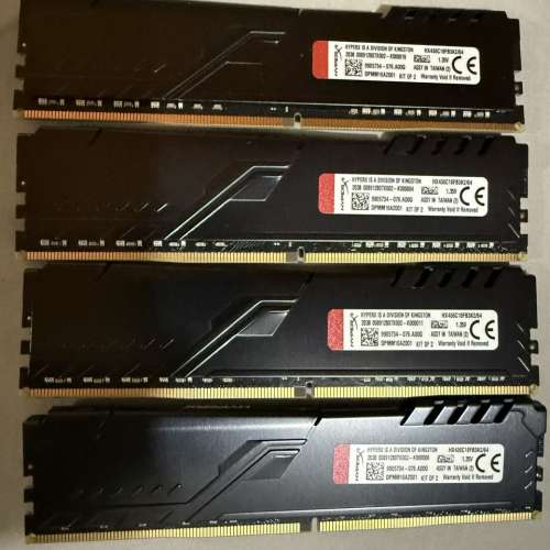 放Kingston HyperX Fury DDR4 3600 128GB Kit (4x32GB)