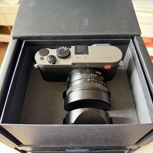 行 Leica Q typ 116 Titanium 限量版 19012 鈦灰色全套