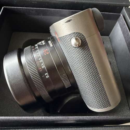 行 Leica Q typ 116 Titanium 限量版 19012 鈦灰色全套
