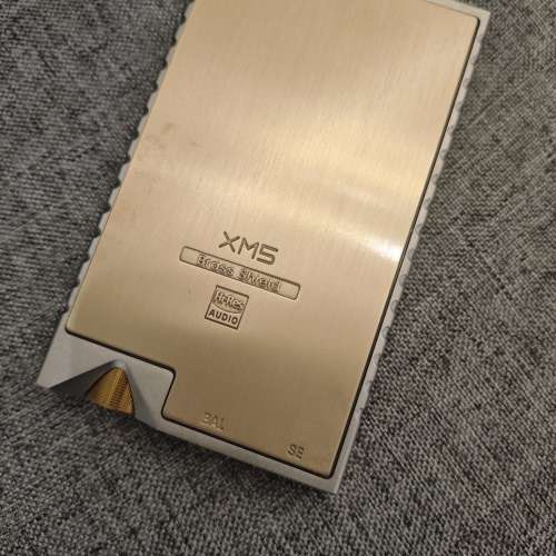 Onix XM5 黃銅機背保護板