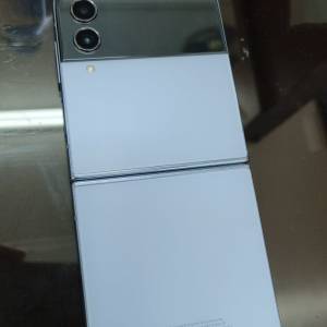 三星Galaxy Flip 4 (8+512gb)