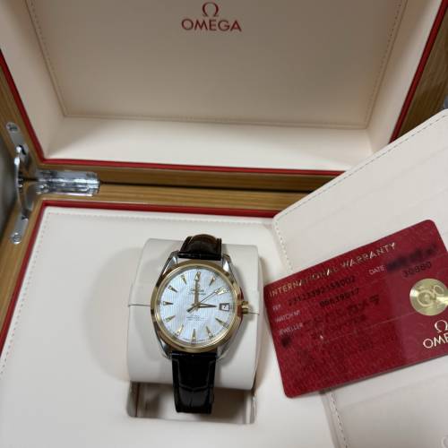 好𠃊靚😆 omega 23133392155002 18K黃金鋼 少有貝母面鑽石字 出世咭 原裝盒 $26888