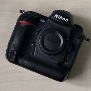 Nikon D3s 夜明王