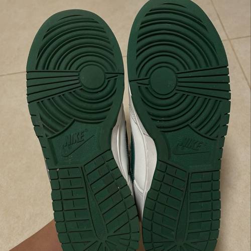 nike Dunk Low green white