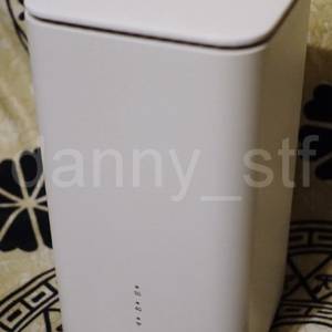 港行 OPPO 5G CPE T1a 5G/4G Sim Router 路由器 CTB03 (沒有Sim lock)