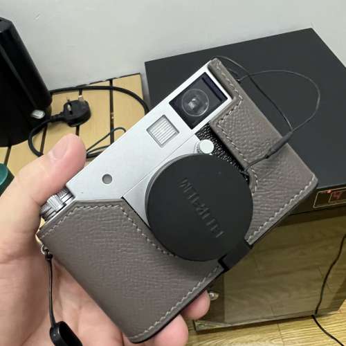 Fujifilm X half 銀色