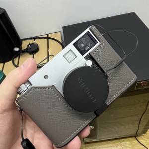 Fujifilm X half 銀色