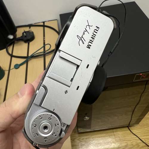 Fujifilm X half 銀色