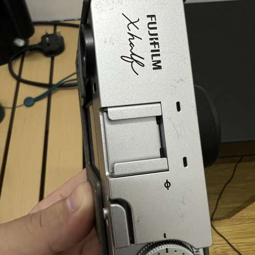 Fujifilm X half 銀色