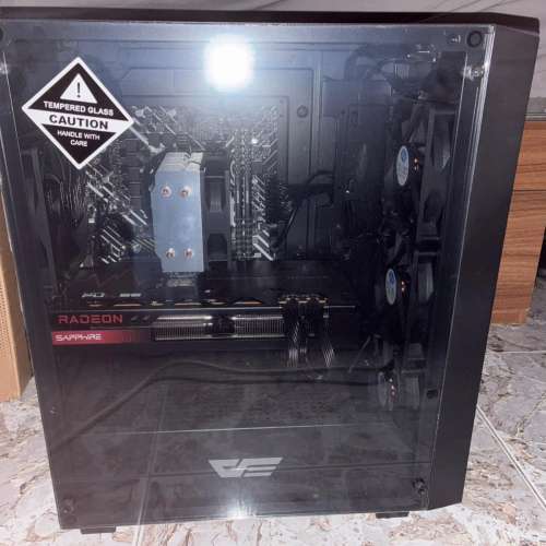 Rx 7700 xt 12gb GDDR6 配 I5-12400F 配 32GB RAM 配 1TB SSD