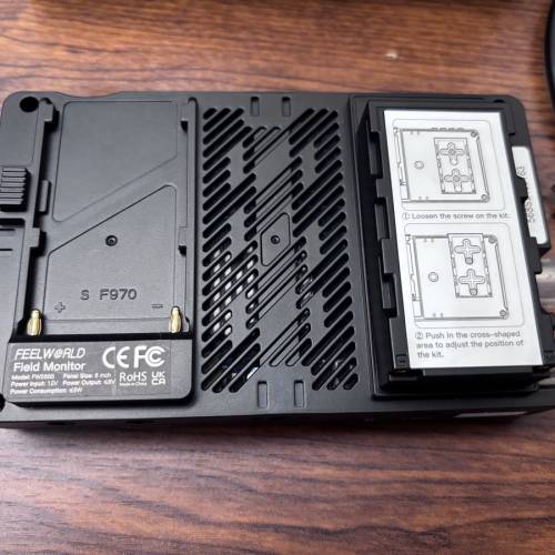 富威德 FEELWORLD FW568S 6寸摄影监视器｜SDI/HDMI双接口｜全套配件齐