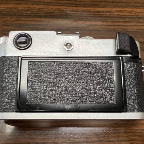 Yashica YF rangefinder camera Leica L39 LTM mount
