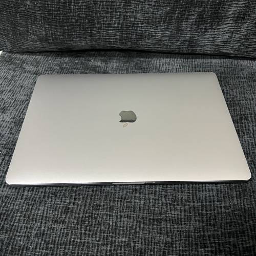 Apple Macbook Pro 16" 大芒2019年 /CPU i9 / 32GB RAM / 1TB SSD /🔋158次