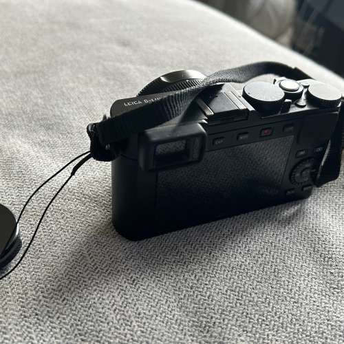 Leica D lux Typ 109 not Sony Nikon Canon