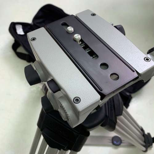 Vinten Vision 11 腳架套裝連袋